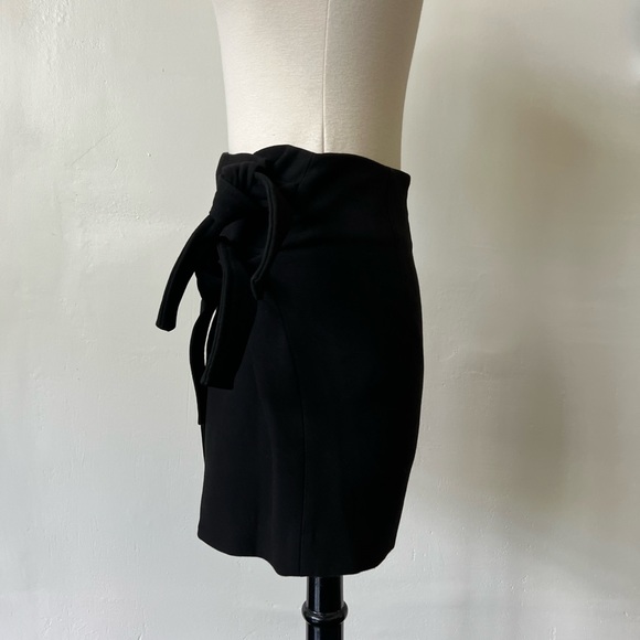 Zara Black Mini Skirt - Picture 4 of 9